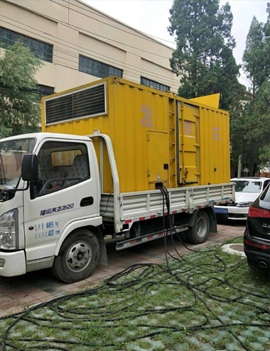 广陵发电车出租-柴油发电机组排烟系统设计要求及其考虑因素