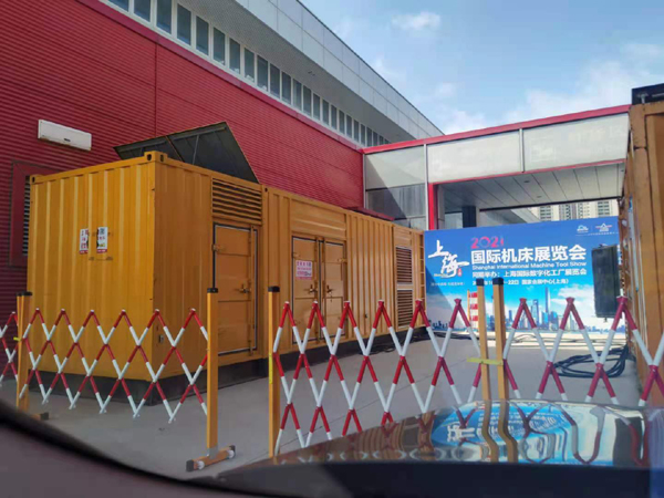 广陵发电车出租-发电机无电压或电压太低怎么办？