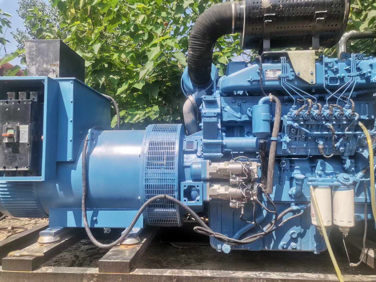广陵详细说明降低 800kW 柴油发电机输出电流波动的方法